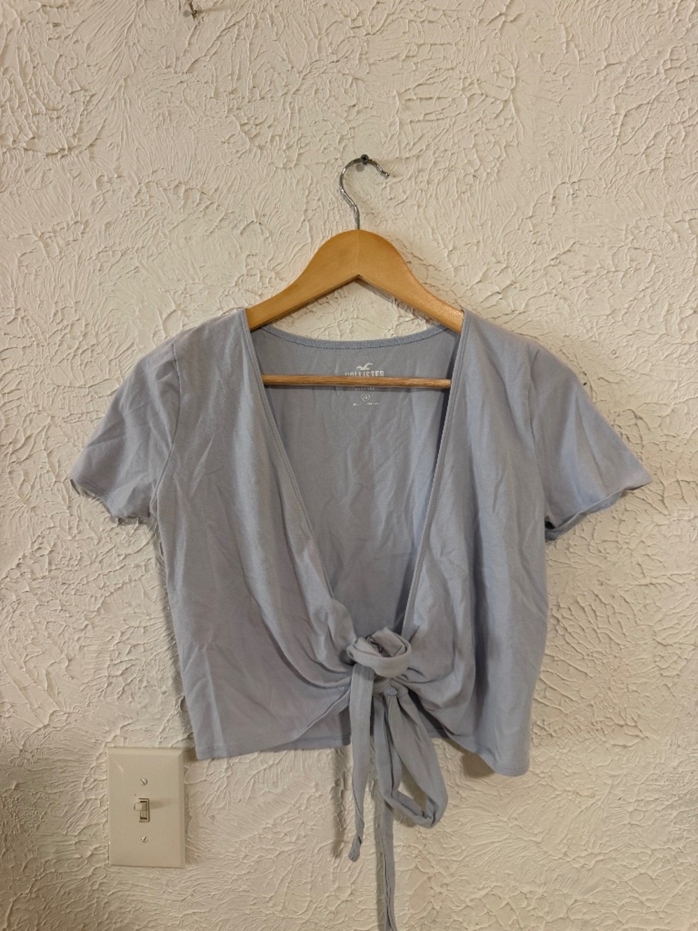 Hollister Light Blue Tie Front Baby Tee Crop Top Women's Medium Y2K Short Sleeve
